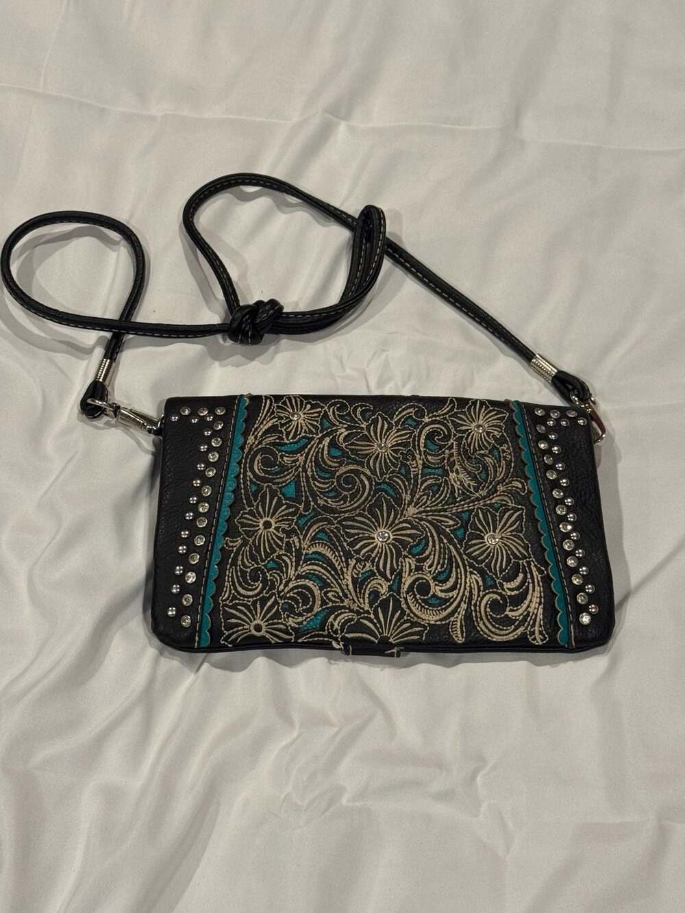 Y2K American Bling Western Floral Embroidered Crossbody Wallet clutch